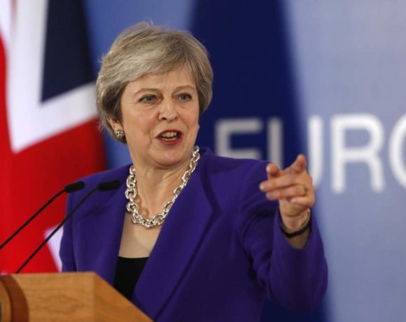 european news europe times British PM Theresa May Wins Confidence Vote brexit