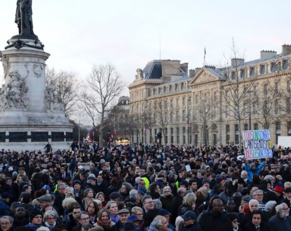europe times european news daily trendy news Protesters rally against anti-Semitism in France