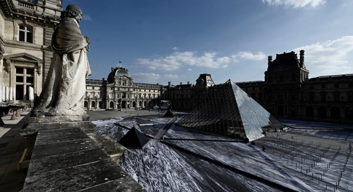 europe times european daily trending world news Visitors shred the Louvre's giant paper artwork